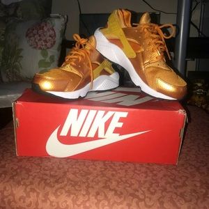 Womens Nike Huarache
